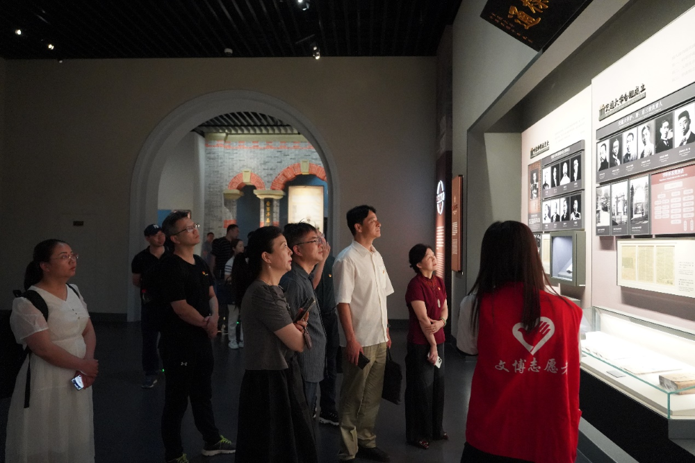 1748843634618662.png 配图1.png